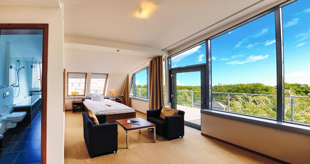 Hotel The Grand