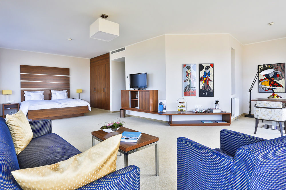 Hotel The Grand 5*